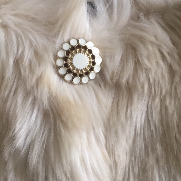 Adorable Gap Coat - Picture 3 of 4